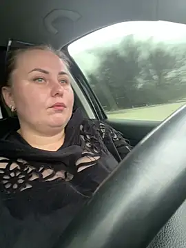 Mommy-girl-Lola online show from March 3, 2026, 2:35 pm