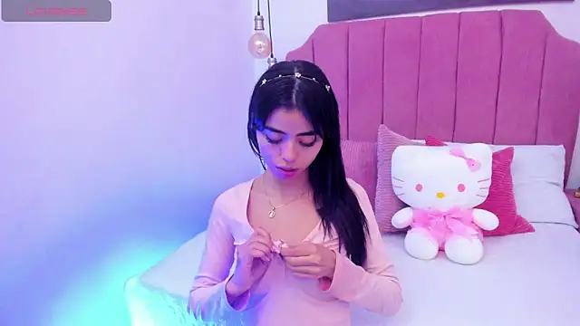 Snapshot of Mia_Naive chatting on June 10, 2026, 12:17 pm Mia Naive online show from June 10, 2026, 12:17 pm
