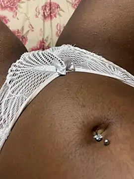 MusaNatacha online show from February 21, 2026, 7:49 pm