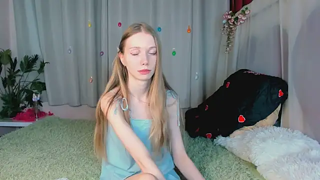 lada2k4 online show from May 20, 2026, 7:05 am