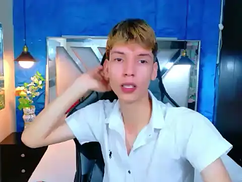 Liam Green1 online show from February 28, 2026, 2:39 pm