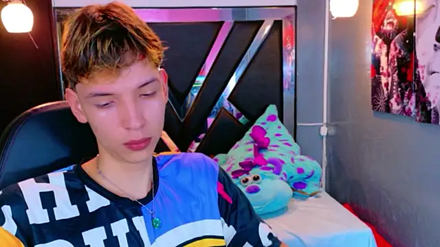 Liam Green1 online show from February 22, 2026, 1:24 pm