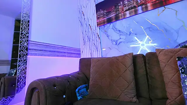 Thiana Rogers online show from March 16, 2026, 8:44 pm