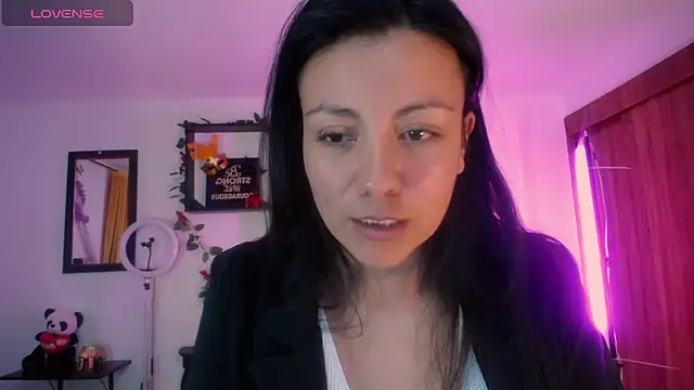 QueenRose94 online show from February 9, 2026, 1:42 pm