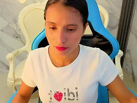 Cataleya23 a online show from March 26, 2026, 7:34 pm