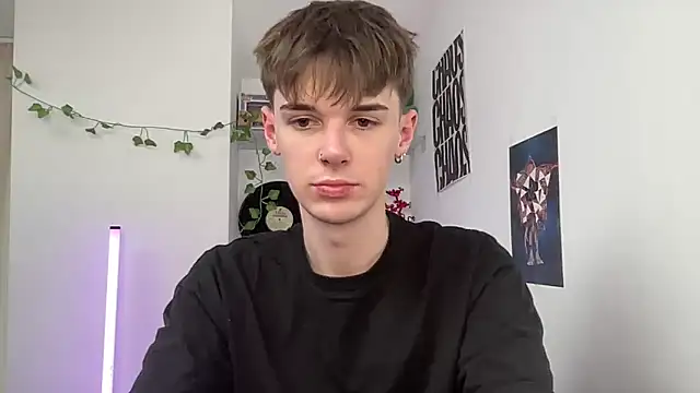 YourMilkyGuy online show from May 15, 2026, 2:15 pm