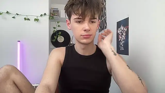 YourMilkyGuy online show from April 16, 2026, 12:28 pm