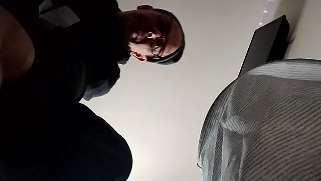 TheCreator42 online show from February 9, 2026, 3:43 pm