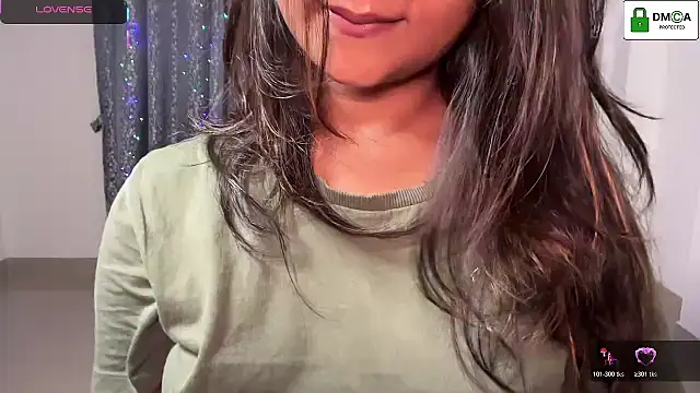 Snapshot of kamyaahh chatting on June 1, 2026, 10:53 pm kamyaahh online show from June 1, 2026, 10:53 pm