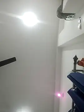 Snapshot of Daddyishere_19 chatting on February 19, 2026, 5:54 pm Daddyishere 19 online show from February 19, 2026, 5:54 pm