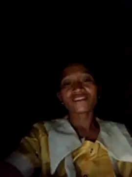 Snapshot of Linka998 chatting on May 23, 2026, 5:23 pm Linka998 online show from May 23, 2026, 5:23 pm