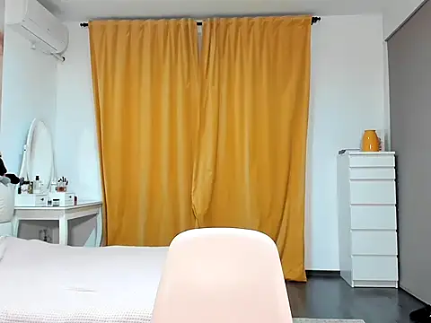 JulyaWild26 online show from March 11, 2026, 4:12 pm