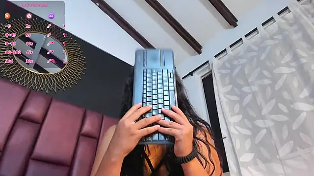 Snapshot of JennaMooree chatting on March 3, 2026, 11:39 am JennaMooree online show from March 3, 2026, 11:39 am