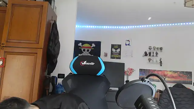 Snapshot of maestroboris95 chatting on February 8, 2026, 12:47 pm maestroboris95 online show from February 8, 2026, 12:47 pm