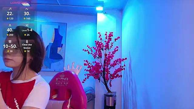 Chloe dolly online show from March 24, 2026, 11:21 am