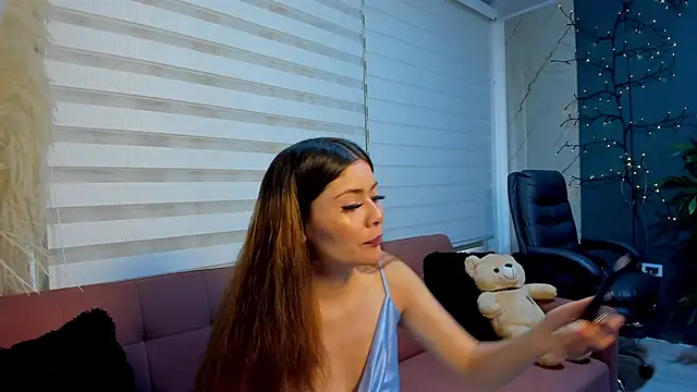 Snapshot of Scarlett_Raven_ chatting on March 2, 2026, 8:27 pm Scarlett Raven online show from March 2, 2026, 8:27 pm