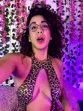 Woo isDaphne online show from February 26, 2026, 12:54 am