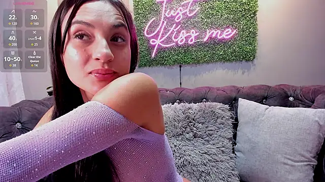 danielebeck online show from February 26, 2026, 9:37 pm