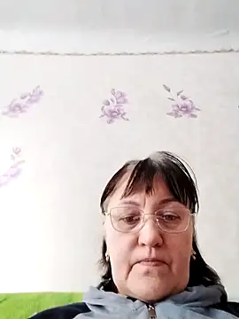 ViolaStar75 online show from February 18, 2026, 7:06 am