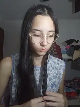 isaaabelaaa online show from March 13, 2026, 10:09 am