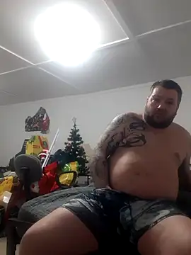 hotfiremike online show from April 19, 2026, 2:23 am