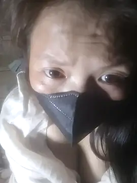 Snapshot of Yang-my- chatting on February 23, 2026, 3:12 pm Yang-my- online show from February 23, 2026, 3:12 pm