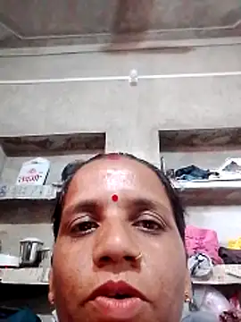 Snapshot of Anitarakkoli chatting on May 21, 2026, 4:54 am Anitarakkoli online show from May 21, 2026, 4:54 am