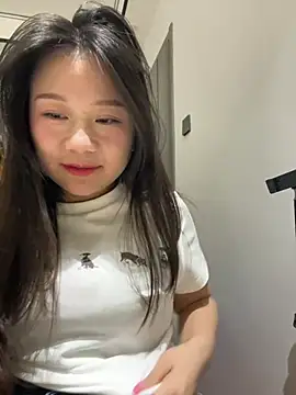 Snapshot of DDoo21 chatting on April 1, 2026, 1:41 pm DDoo21 online show from April 1, 2026, 1:41 pm