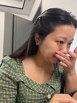 Snapshot of DDoo21 chatting on April 8, 2026, 6:59 am DDoo21 online show from April 8, 2026, 6:59 am