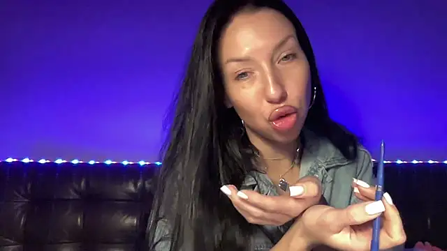 MissDeepVelur online show from February 19, 2026, 4:15 pm