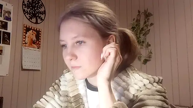 RunawayBr1de online show from March 4, 2026, 3:20 pm