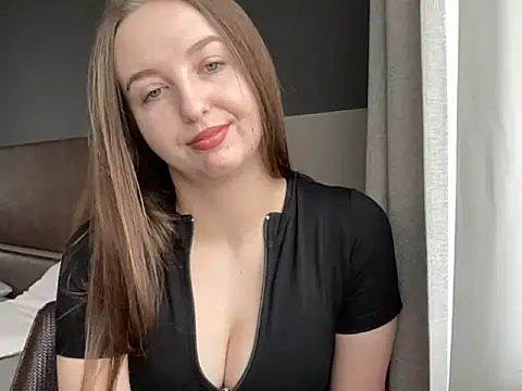 CharlotteXGold online show from March 8, 2026, 8:06 am