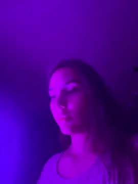 Arielle Vade online show from July 12, 2026, 8:09 pm