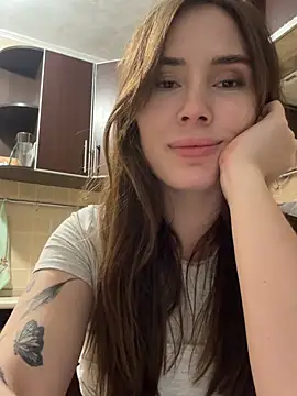 Snapshot of Arielle_Vade chatting on May 8, 2026, 6:23 pm Arielle Vade online show from May 8, 2026, 6:23 pm