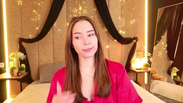 Arielle Vade online show from April 10, 2026, 5:36 am