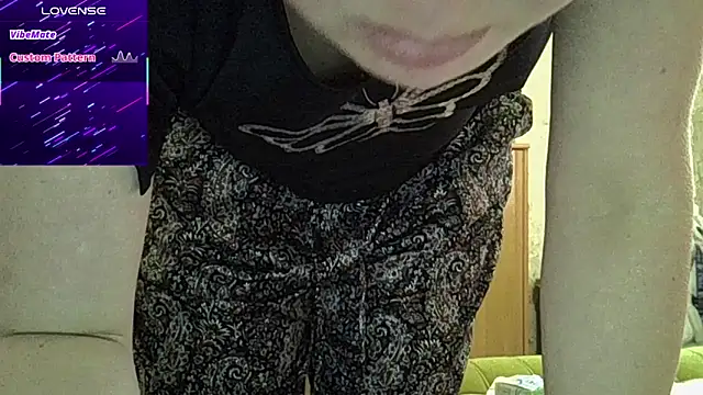 CurvyWild Lady30 online show from April 19, 2026, 11:55 am