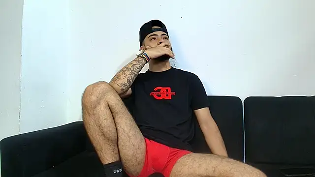 Snapshot of Xanderstone00 chatting on February 18, 2026, 7:39 am Xanderstone00 online show from February 18, 2026, 7:39 am