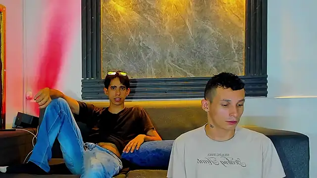 Isaak 26 online show from February 28, 2026, 8:19 pm