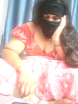 couple new enjoy online show from April 7, 2026, 5:26 pm