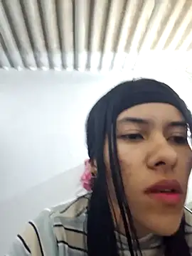 Alannys19 online show from February 19, 2026, 3:58 am