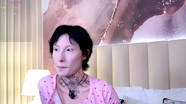 roxy morrison x online show from July 22, 2026, 6:48 am