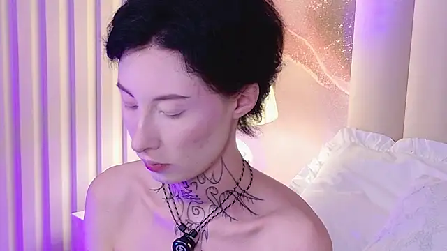 roxy morrison x online show from July 18, 2026, 3:37 am