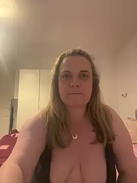 Piper Milf 36 online show from March 6, 2026, 1:17 pm
