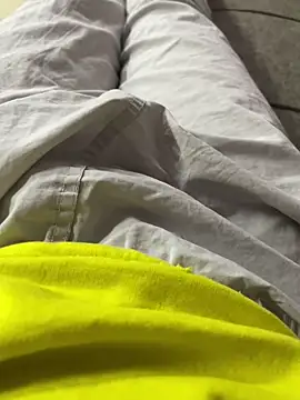 hassuniii online show from February 10, 2026, 4:11 am