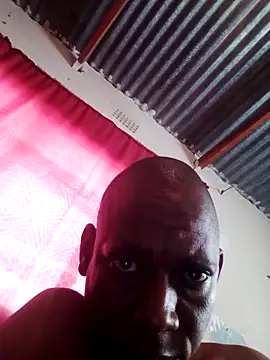 Snapshot of smallt98 chatting on February 16, 2026, 8:02 am smallt98 online show from February 16, 2026, 8:02 am