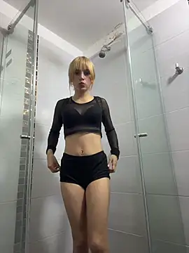 VelvetPassion online show from April 6, 2026, 9:16 pm