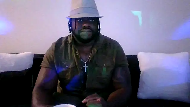 Snapshot of darkstallion7 chatting on February 14, 2026, 4:23 am darkstallion7 online show from February 14, 2026, 4:23 am