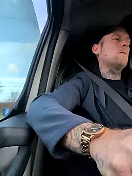 dave32000 online show from February 23, 2026, 9:54 am