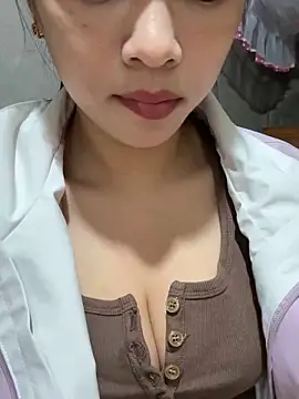 Snapshot of AYW-217 chatting on February 15, 2026, 6:36 am AYW-217 online show from February 15, 2026, 6:36 am