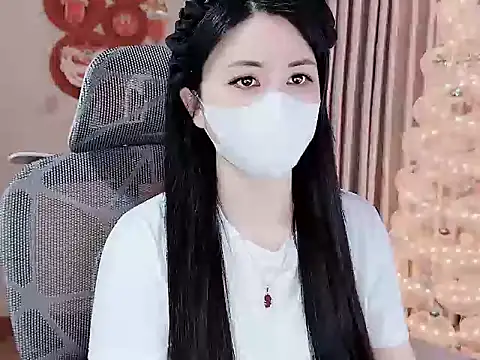 Agnelyn    online show from February 13, 2026, 9:09 am